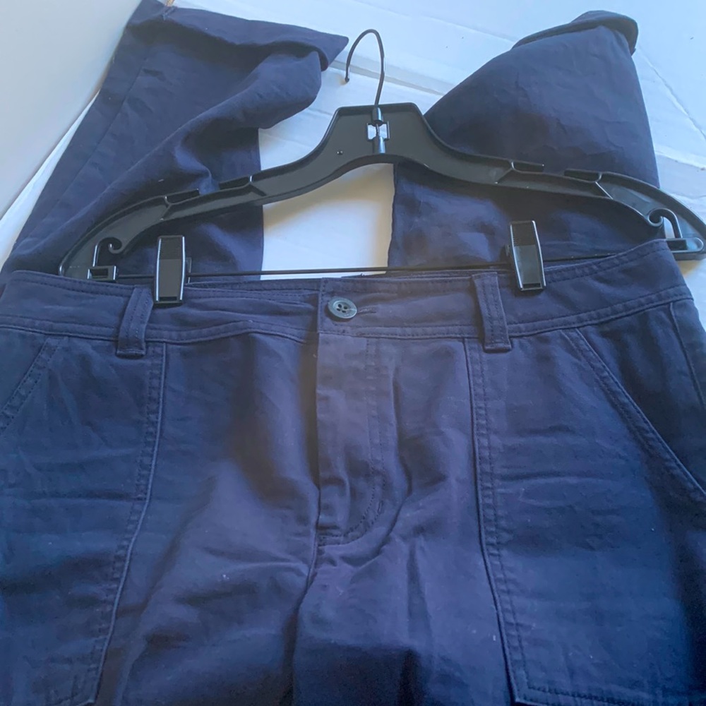 Never worn Eddie Bauer navy pants